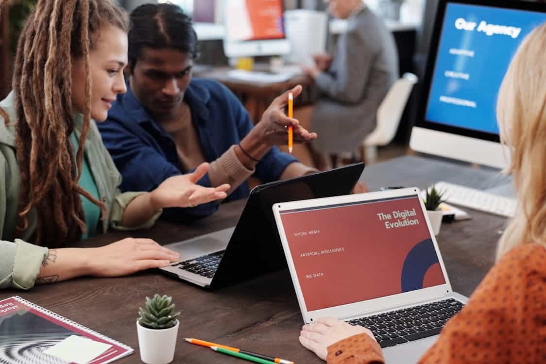 Top 7 Benefits of Using AI Agents in Your Software Development Lifecycle
